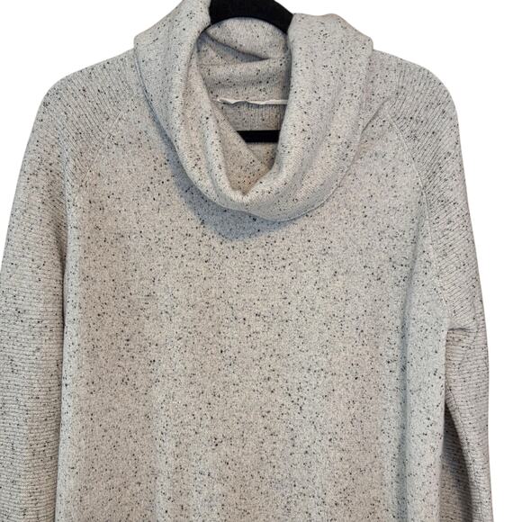 Athleta Cashmere Cowl Neck Sweater High-low Oversized Light Gray size Medium - Picture 4 of 12